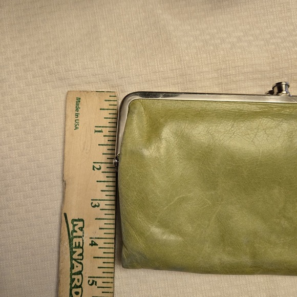 Vtg Hobo International Lauren Leather Double-Frame Clutch Wallet Citrine Green - Picture 13 of 14